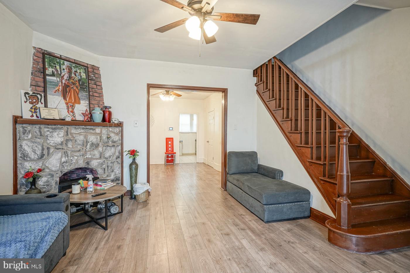 1426 Gilham St Property Photo 2
