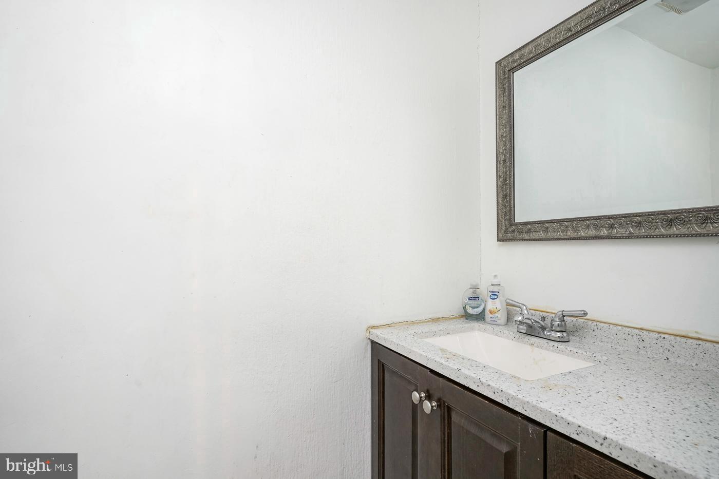 1426 Gilham St Property Photo 13