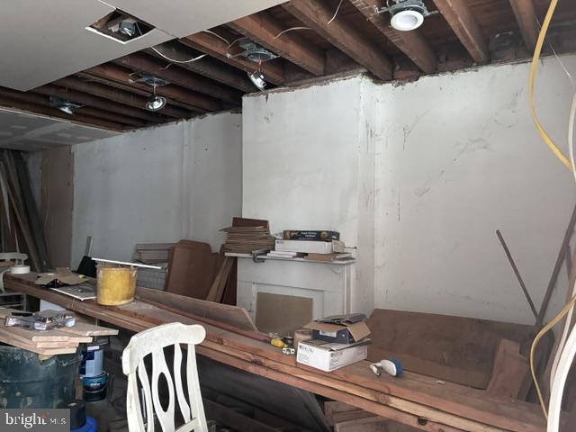 2613 Deacon St Property Photo 2