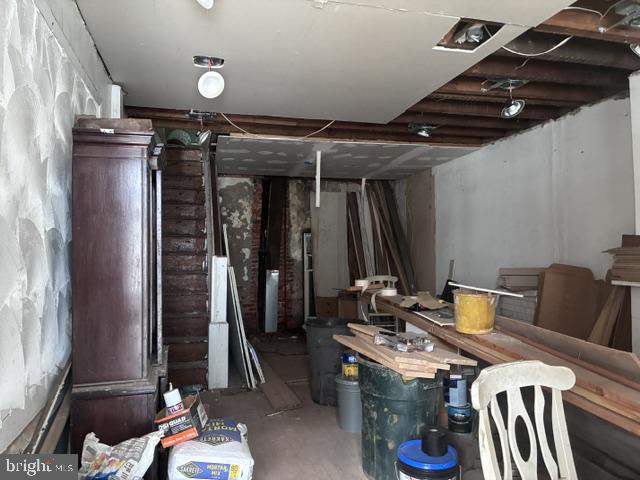 2613 Deacon St Property Photo 3