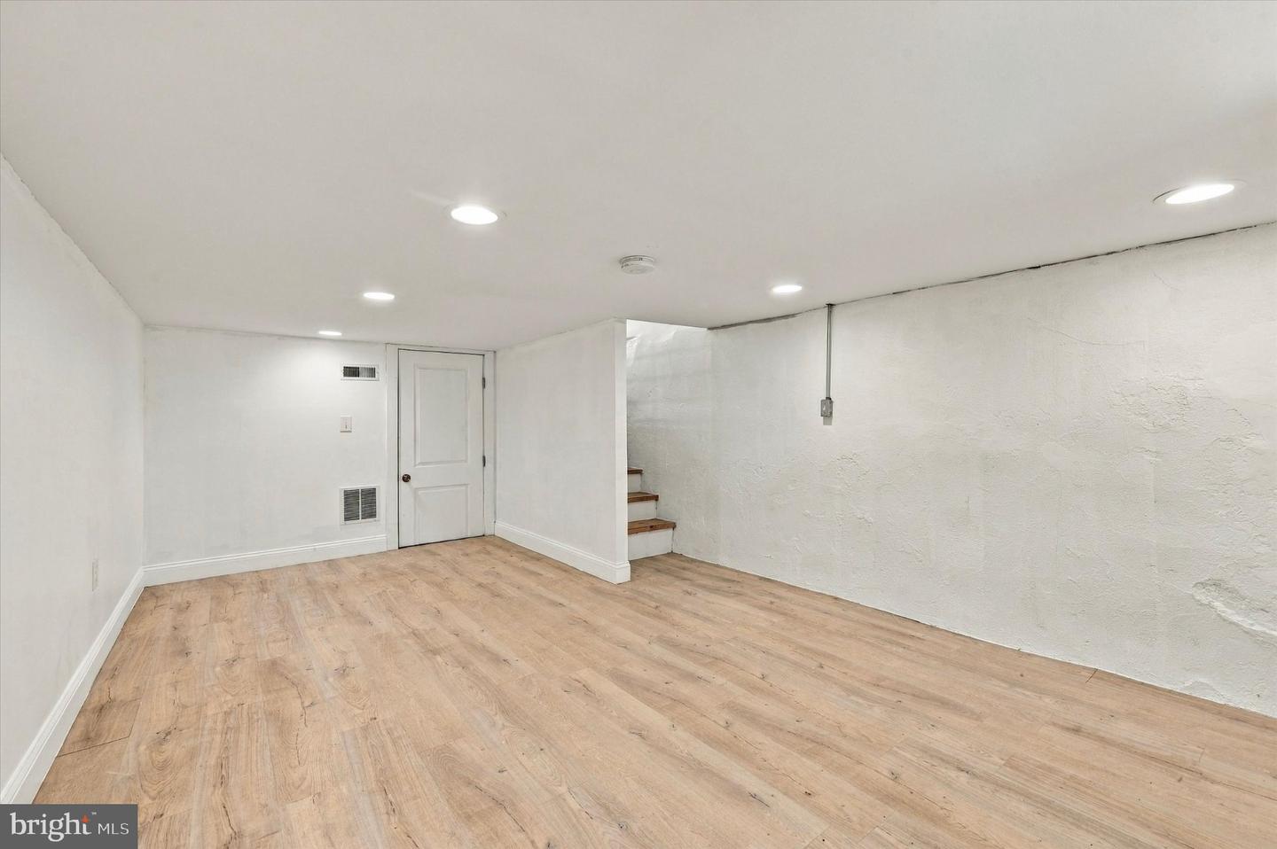 2321 Gerritt St Property Photo 24