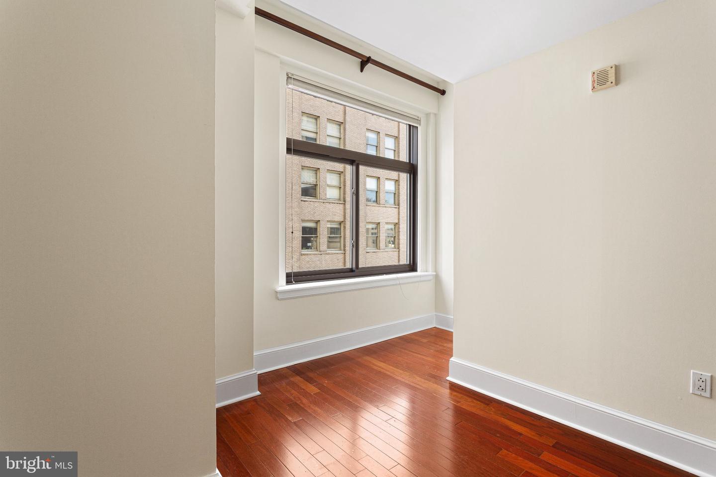 1500 Chestnut St #13e Property Photo 5