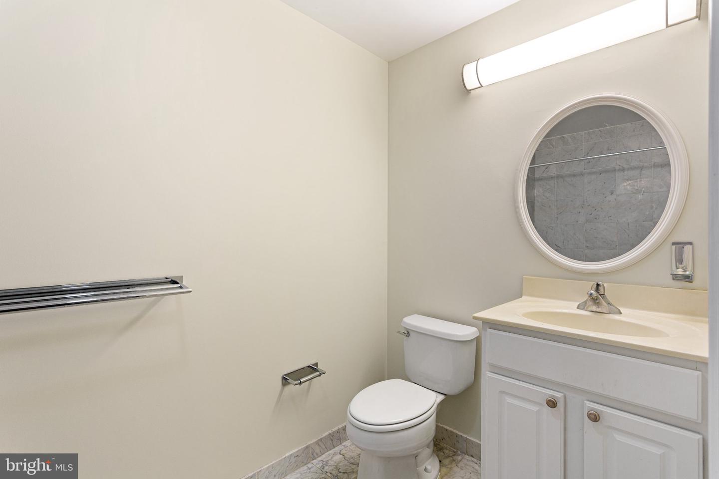 1500 Chestnut St #13e Property Photo 12
