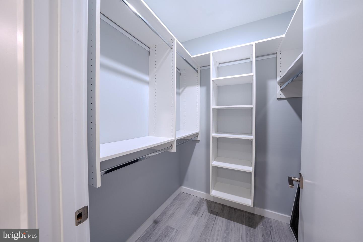 769 Uber St N #1 Property Photo 18