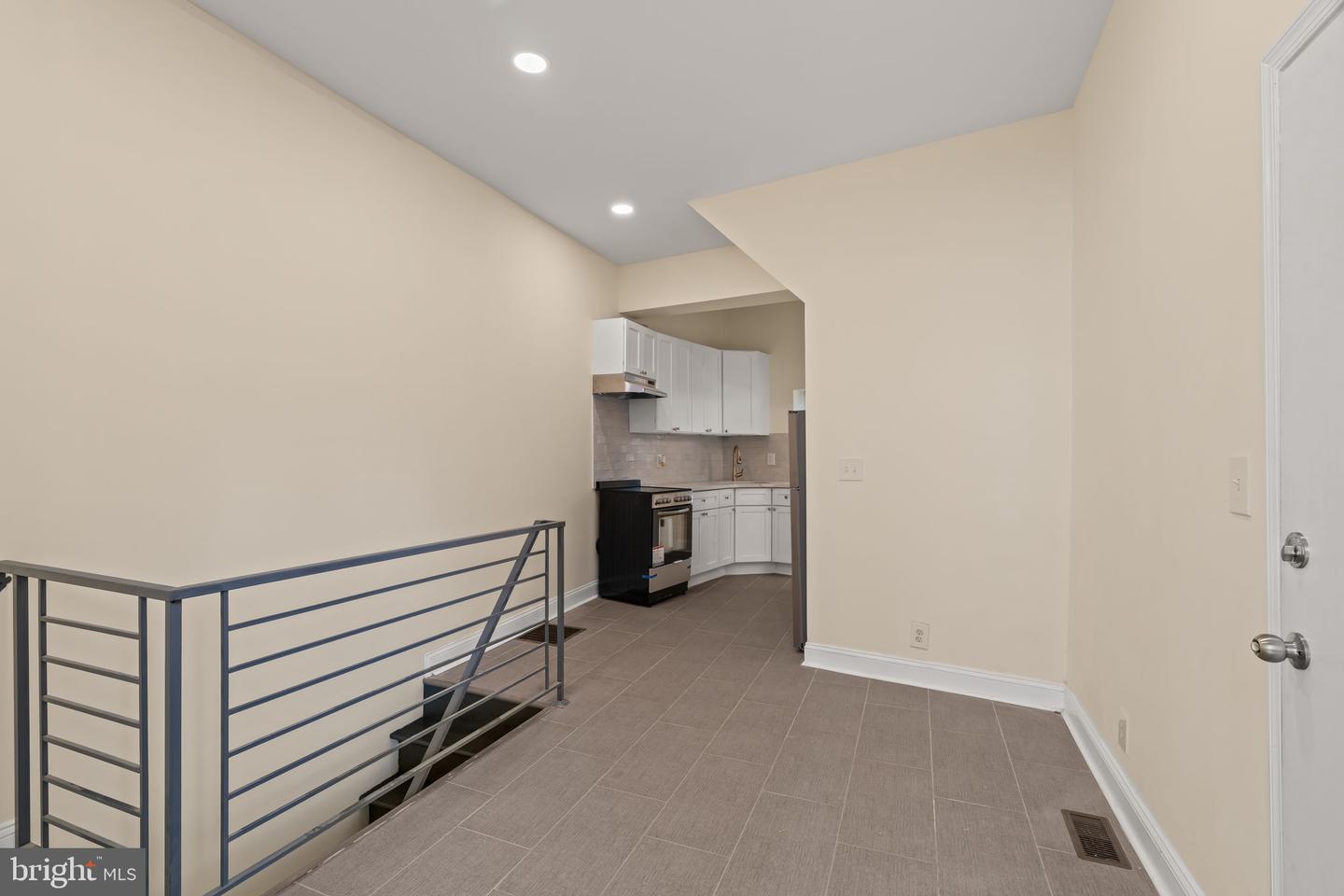 844 3rd #2 Property Photo 8