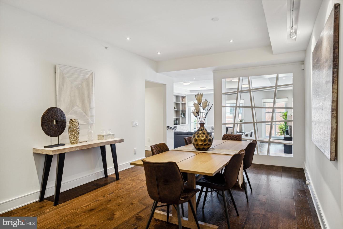 233 Chestnut St #4 Property Photo 15
