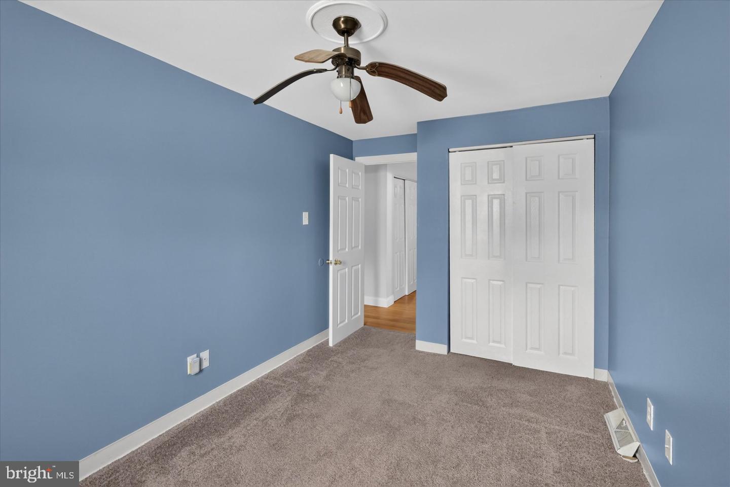 3300 Primrose Rd Property Photo 6