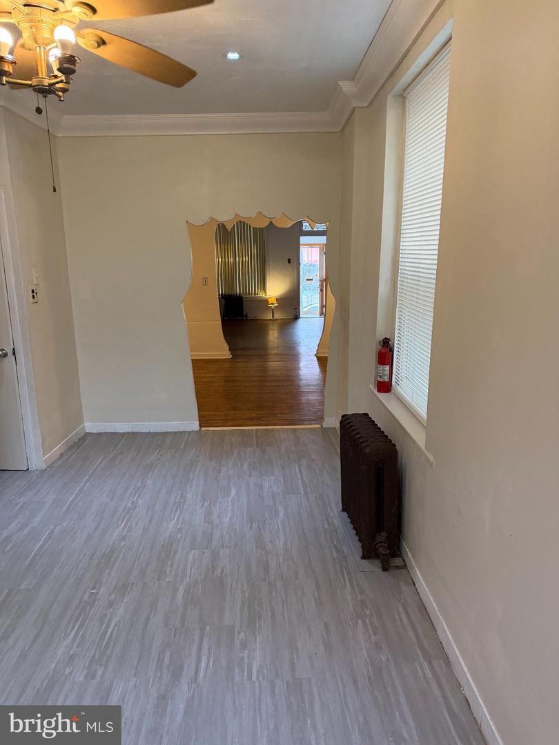 3858 N Gratz St Property Photo 10