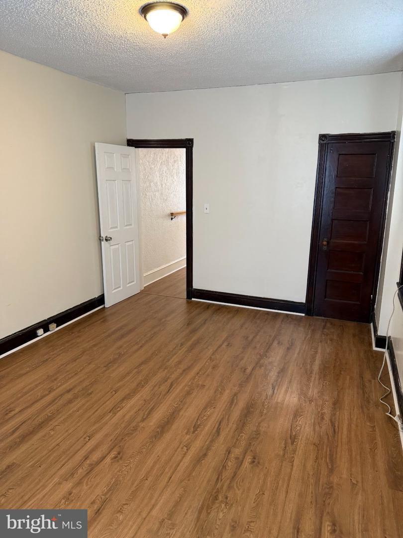 3858 N Gratz St Property Photo 17