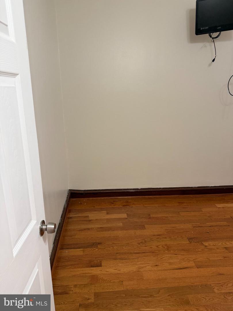 3858 N Gratz St Property Photo 18