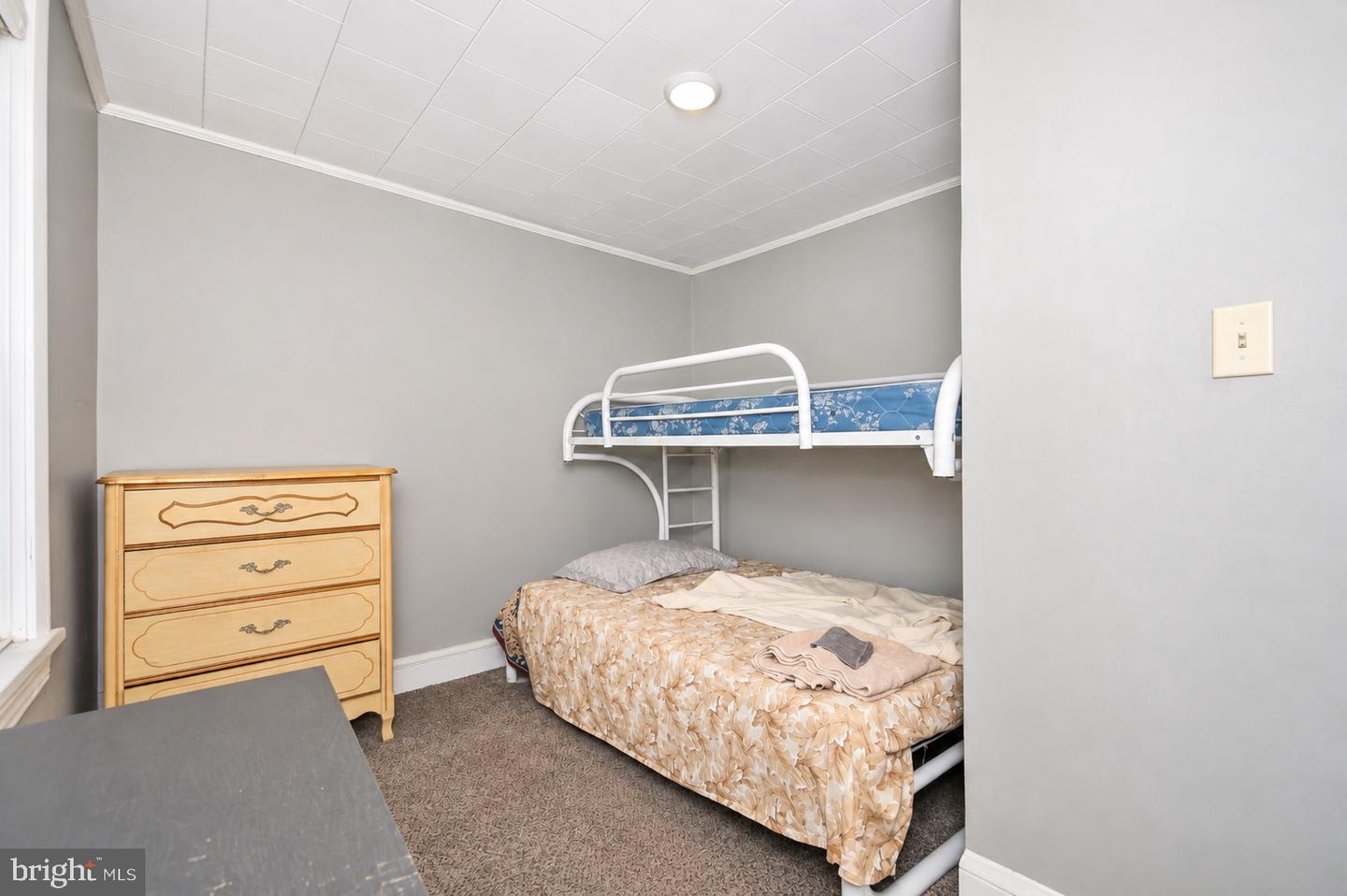 2855 Hedley St Property Photo 16