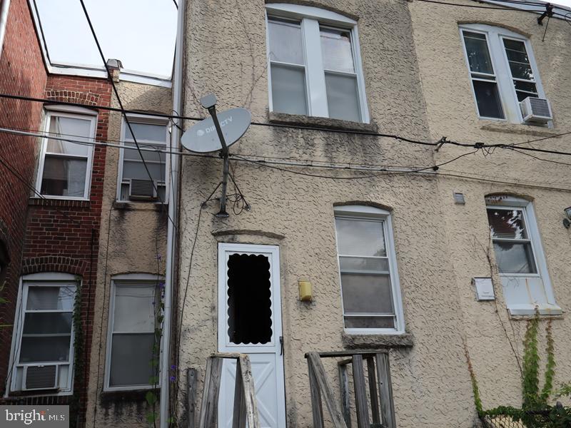 1940 W Sparks St Property Photo 3