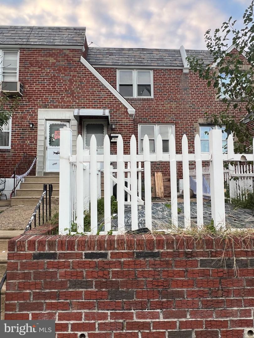 6902 Revere St Property Photo 2