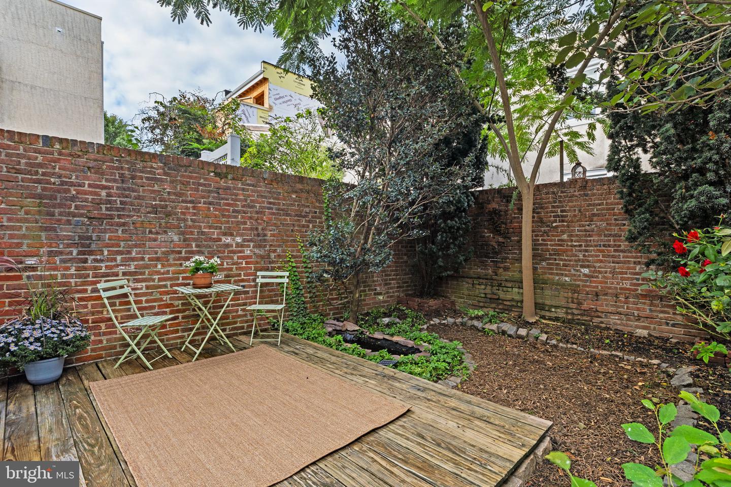 1038 N Leithgow St Property Photo 13