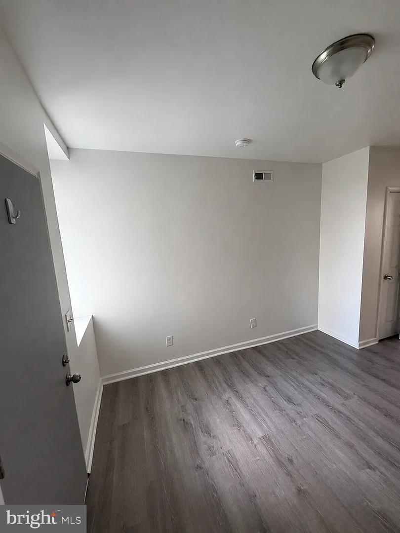 125 N Wilton St Property Photo 10