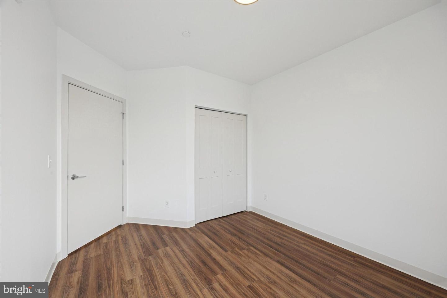 4240 Chestnut St #301 Property Photo 9