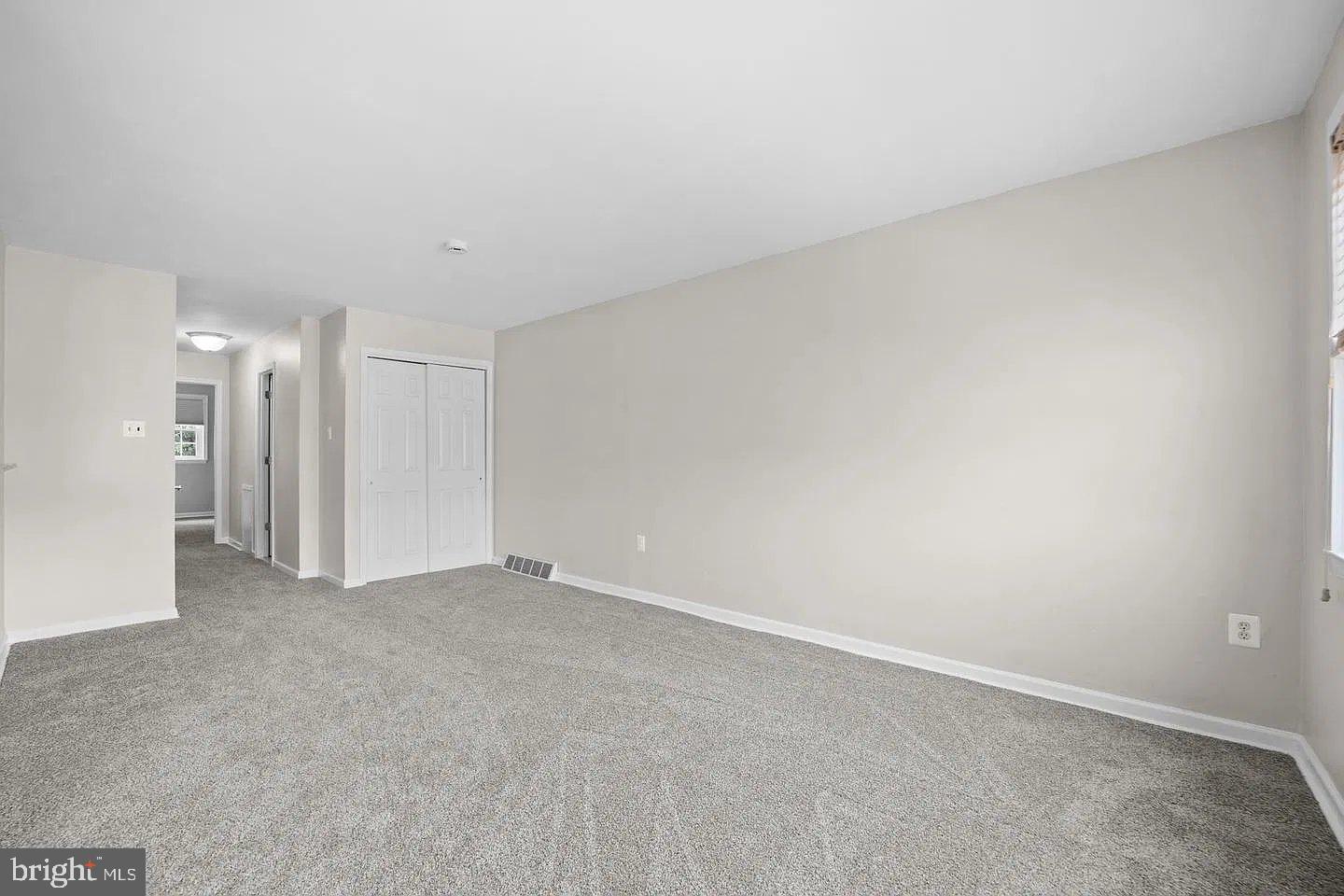 9878 Garvey Dr Property Photo 8