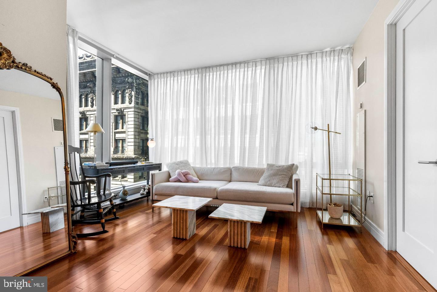 1414 S Penn Sq #18g Property Photo 4