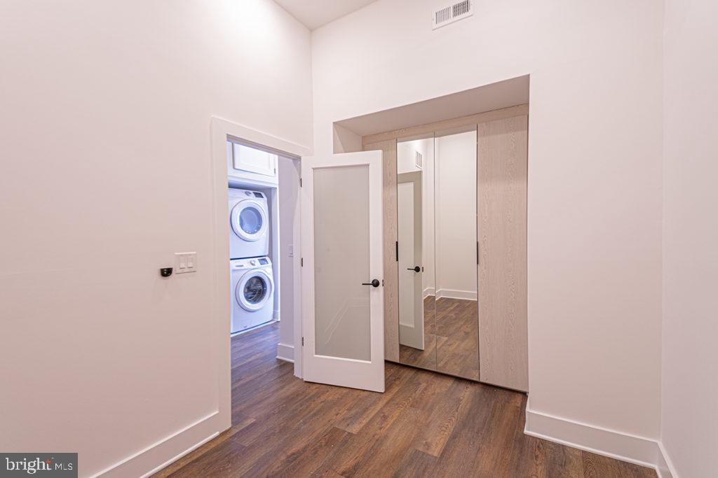 1211 Bainbridge St #unit 3c Property Photo 12