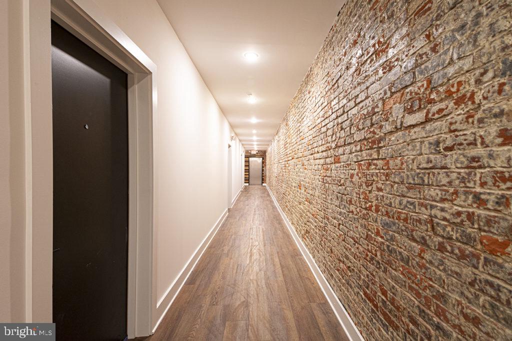 1211 Bainbridge St #unit 3c Property Photo 14