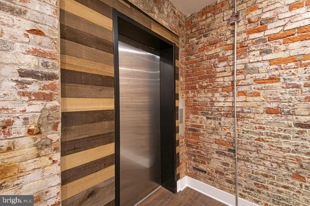 1211 Bainbridge St #unit 3c Property Photo 15