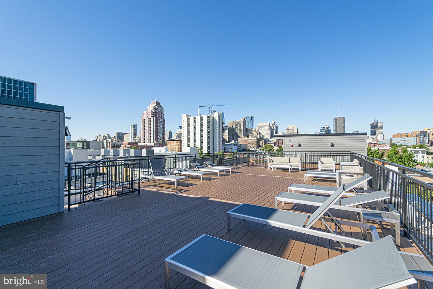 1211 Bainbridge St #unit 3c Property Photo 18