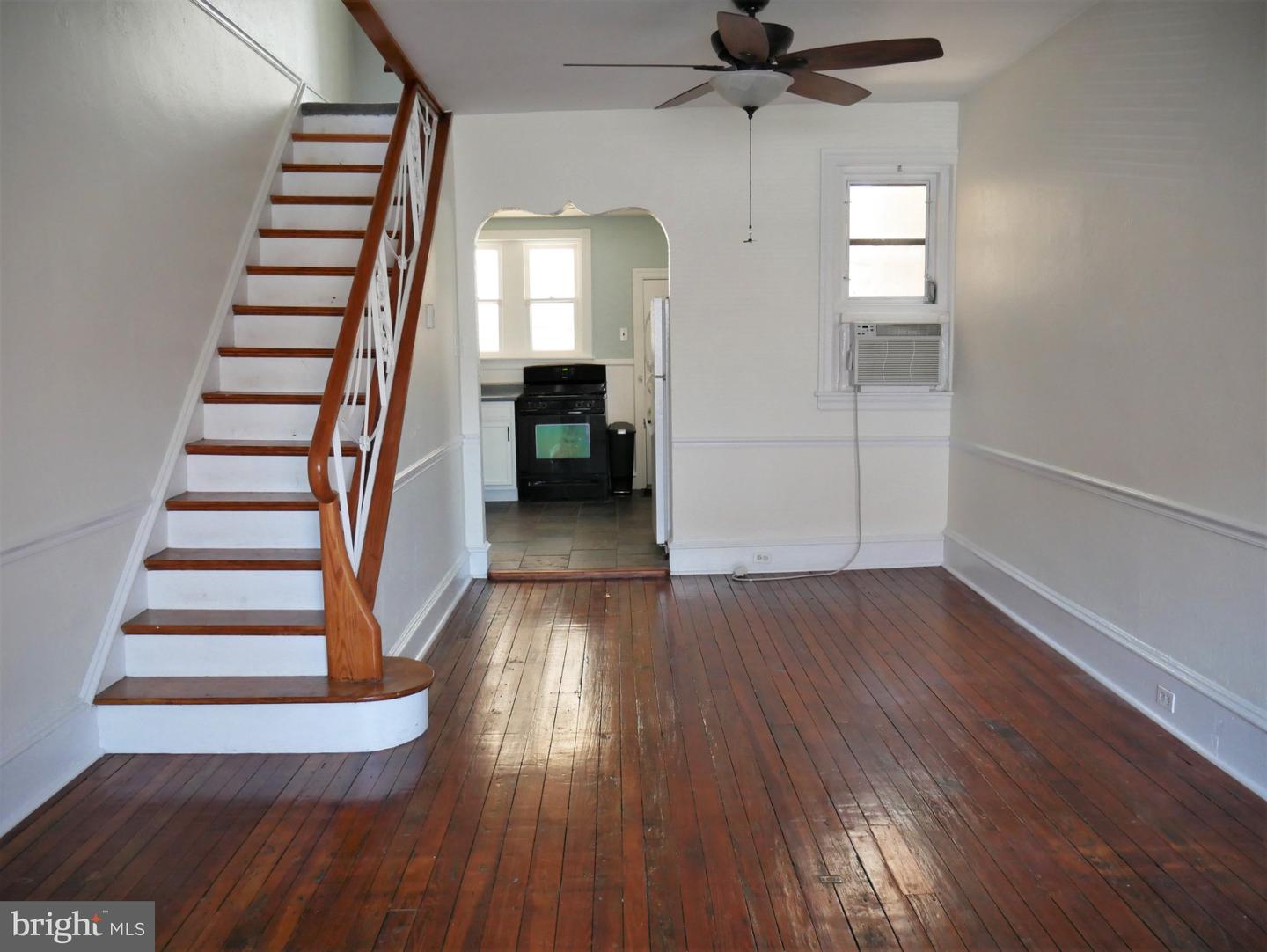 1322 Mifflin St Property Photo 3