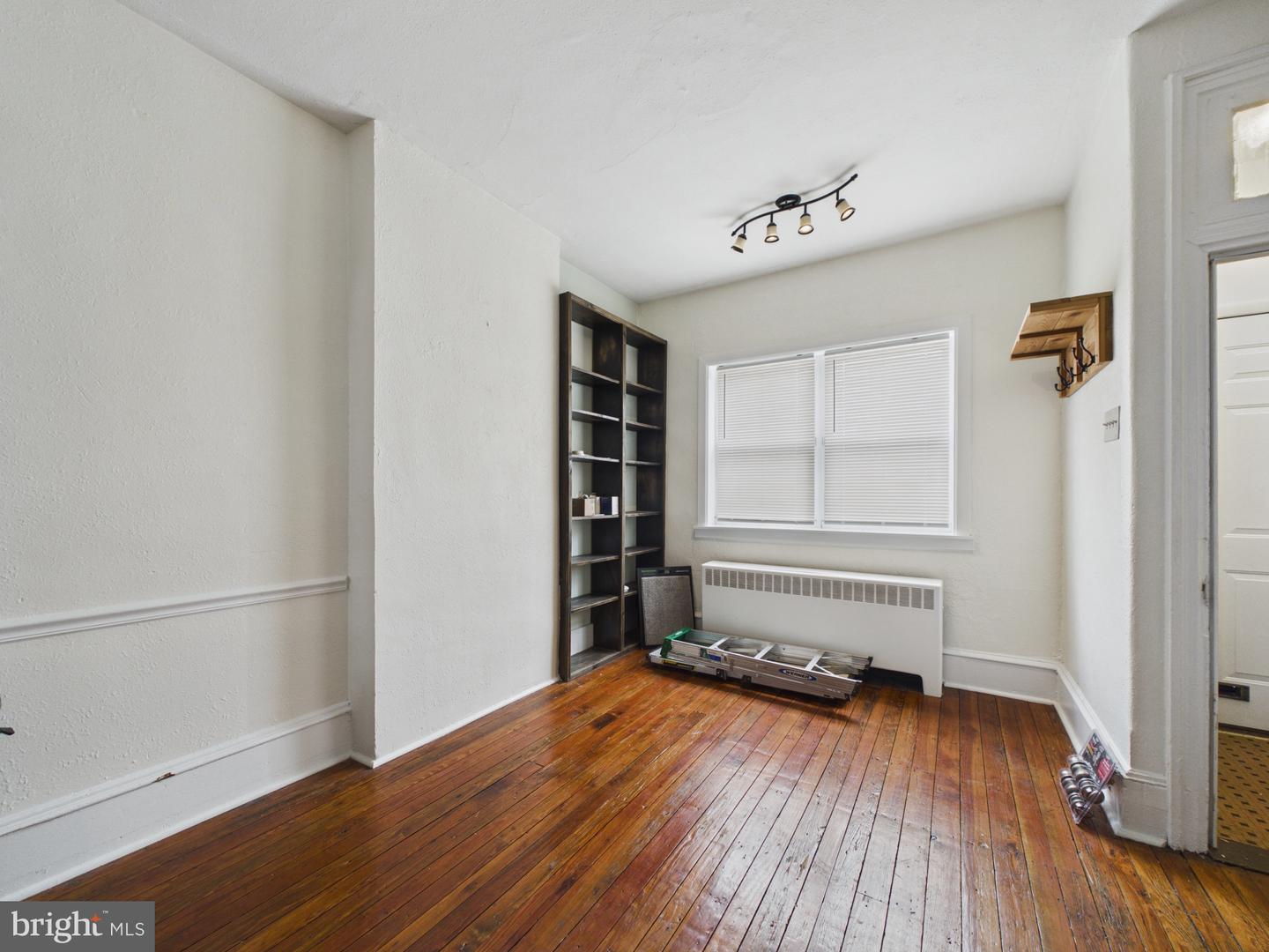 1322 Mifflin St Property Photo 5