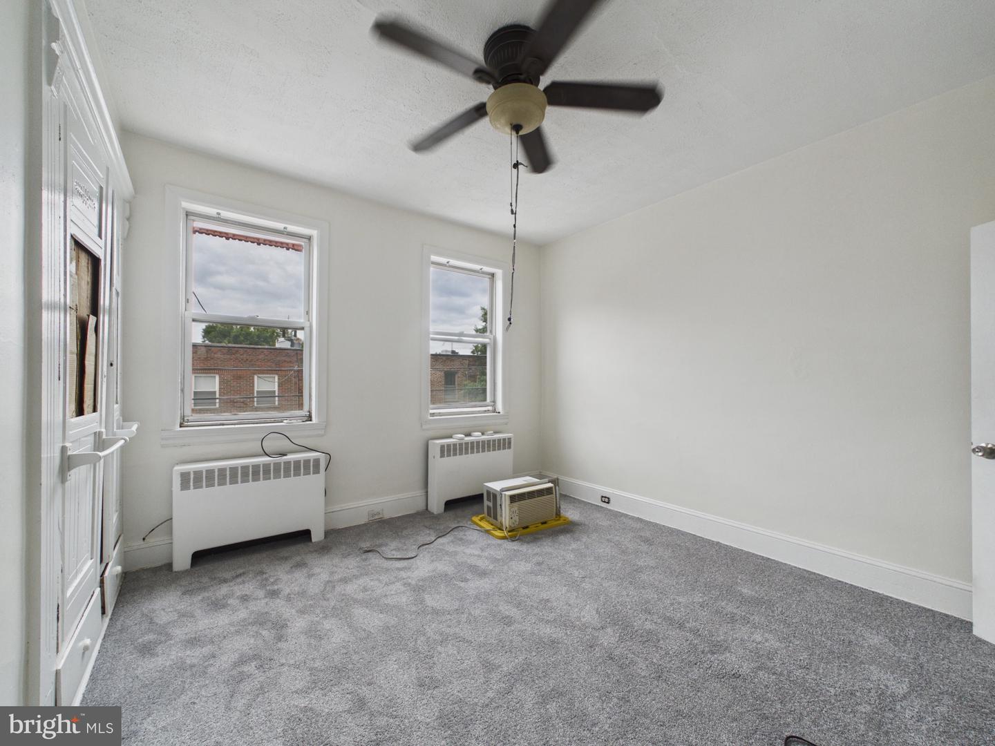 1322 Mifflin St Property Photo 6