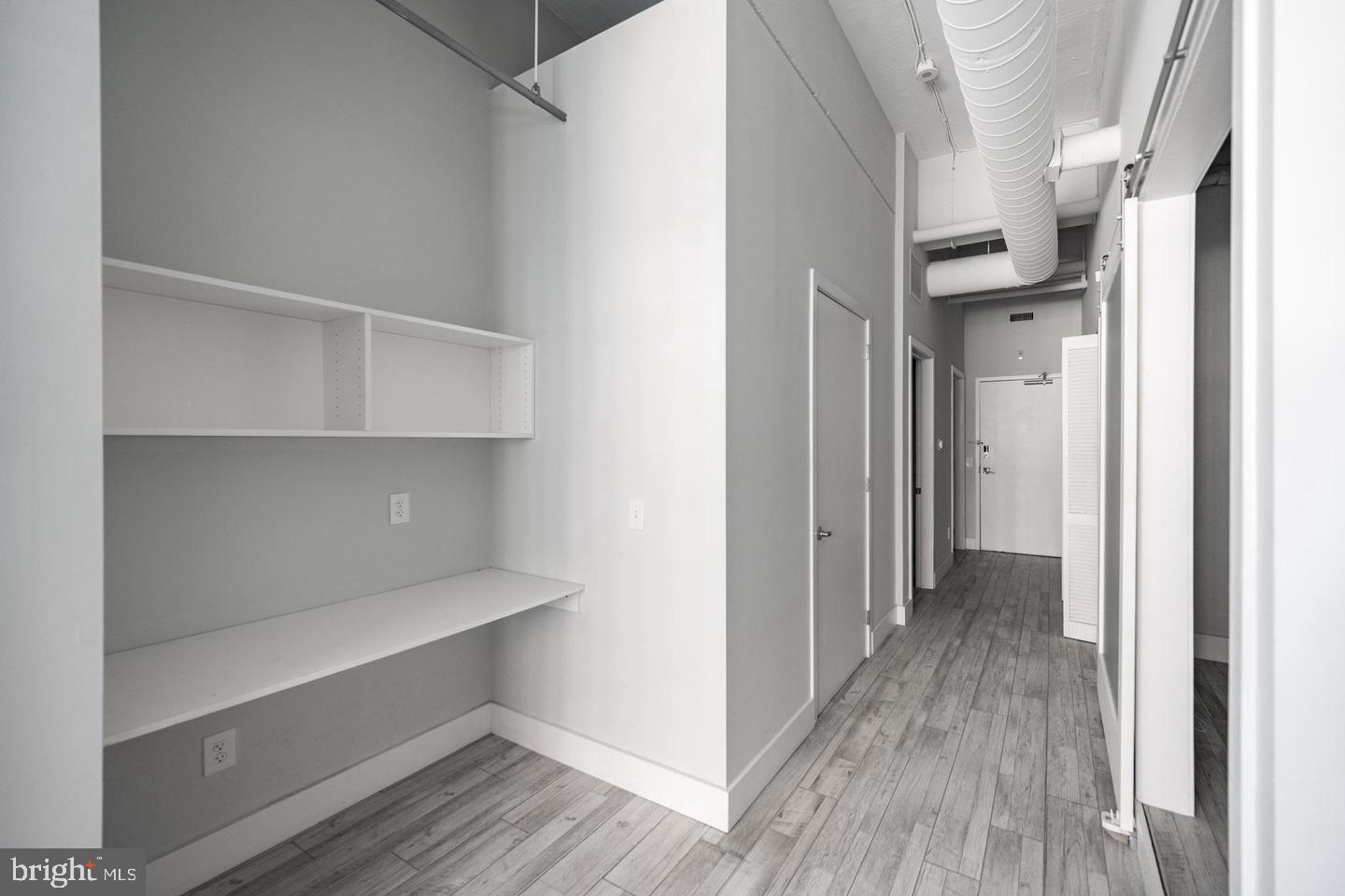 412-26 S 13th St #unit 307 Property Photo 8