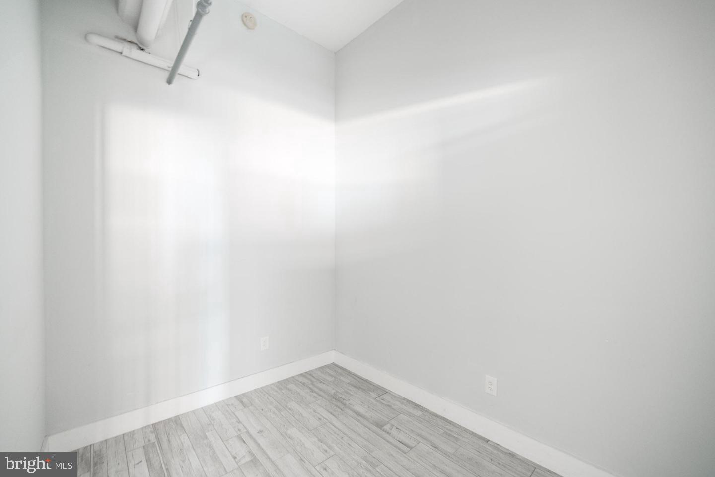 412-26 S 13th St #unit 307 Property Photo 9