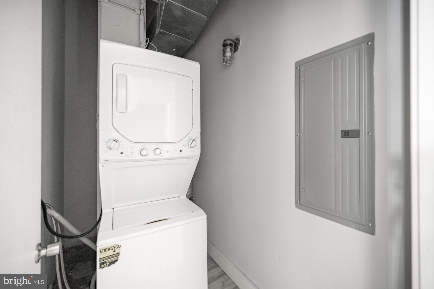 412-26 S 13th St #unit 307 Property Photo 12
