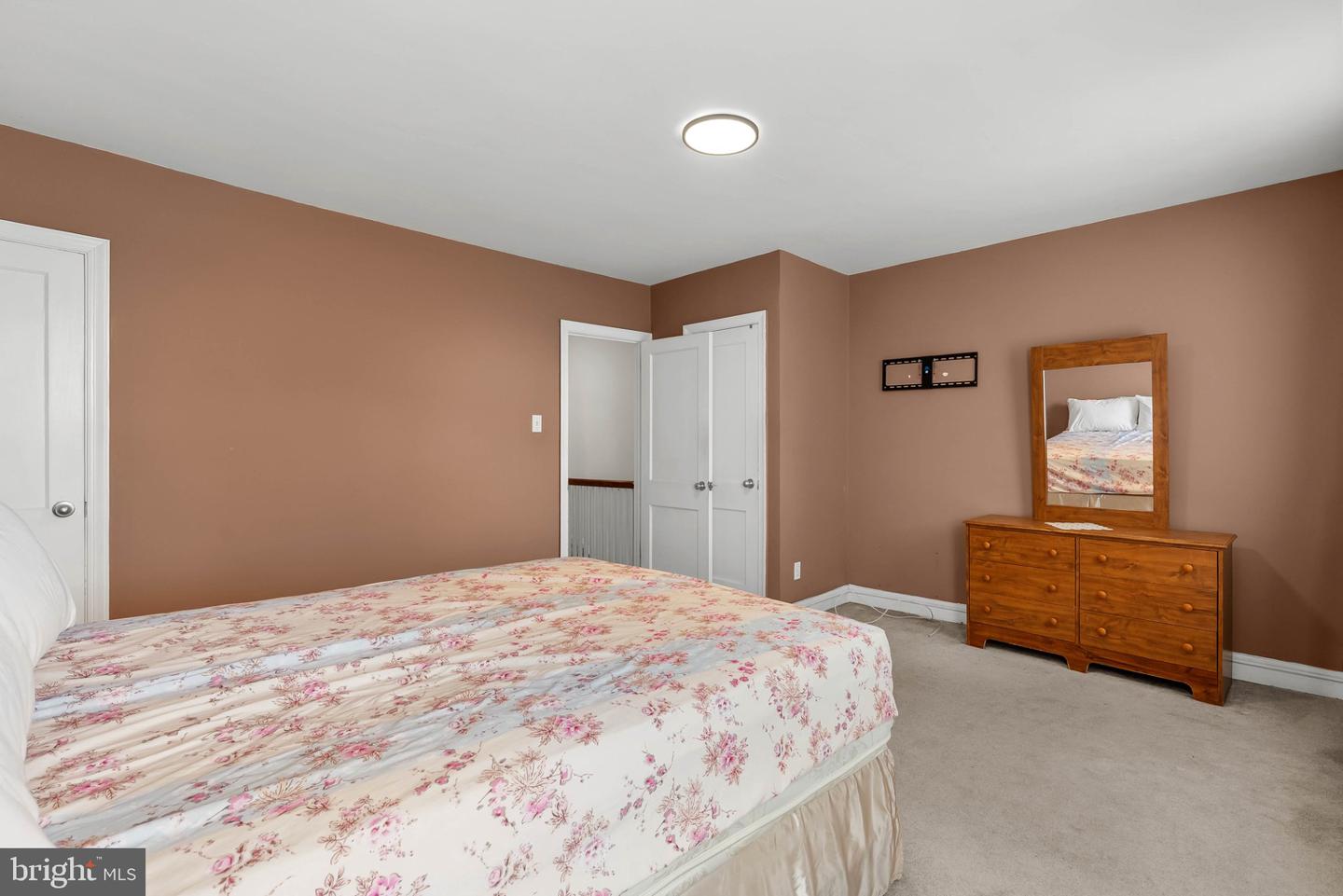 3329 Glenview St Property Photo 18