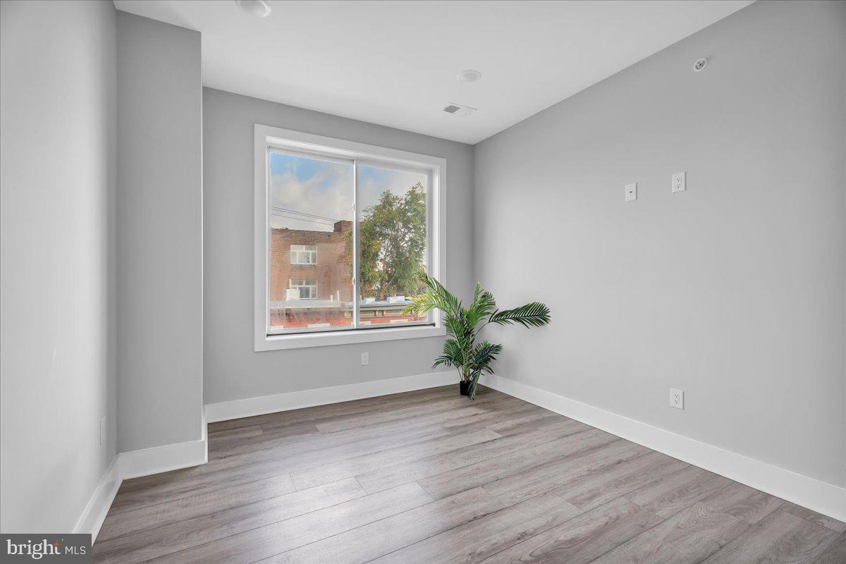 2000 E Huntingdon St #3 Property Photo 17