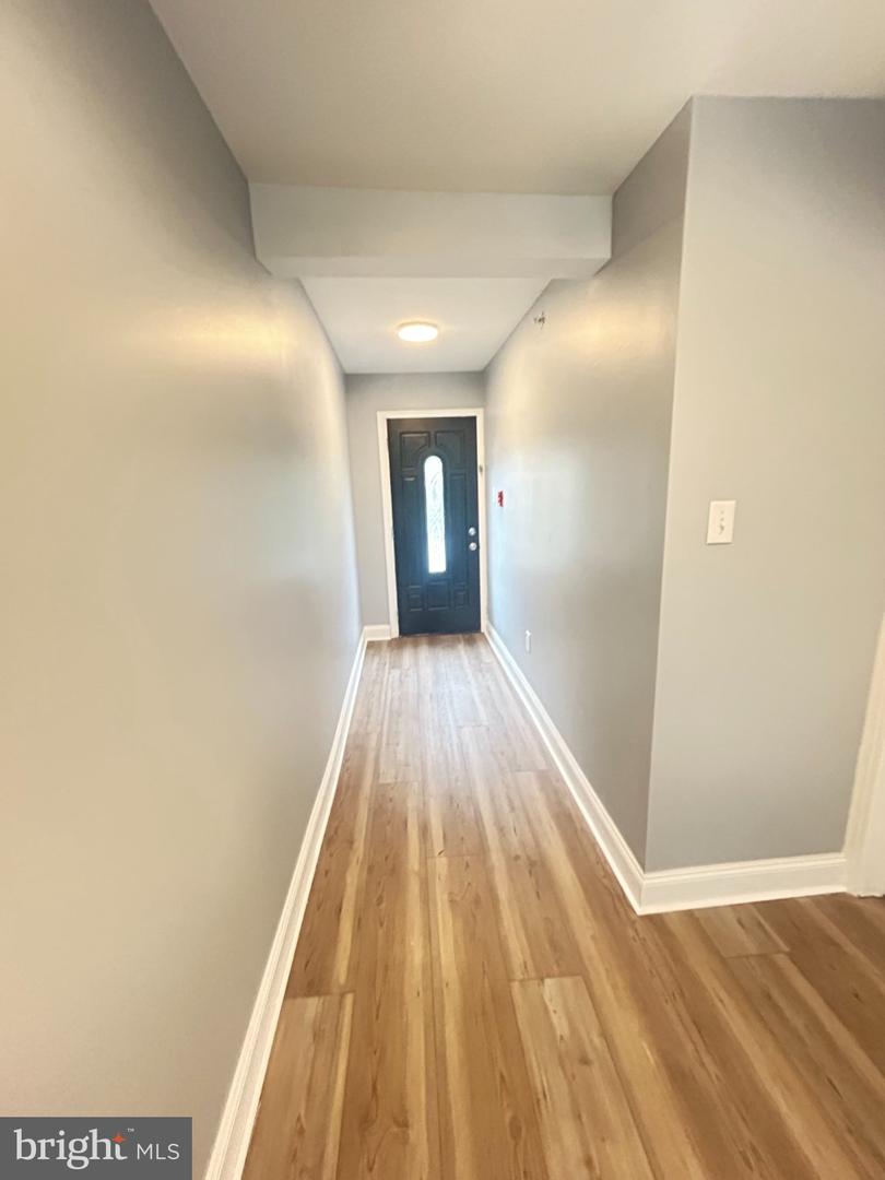1528 N Mascher St #2 Property Photo 9