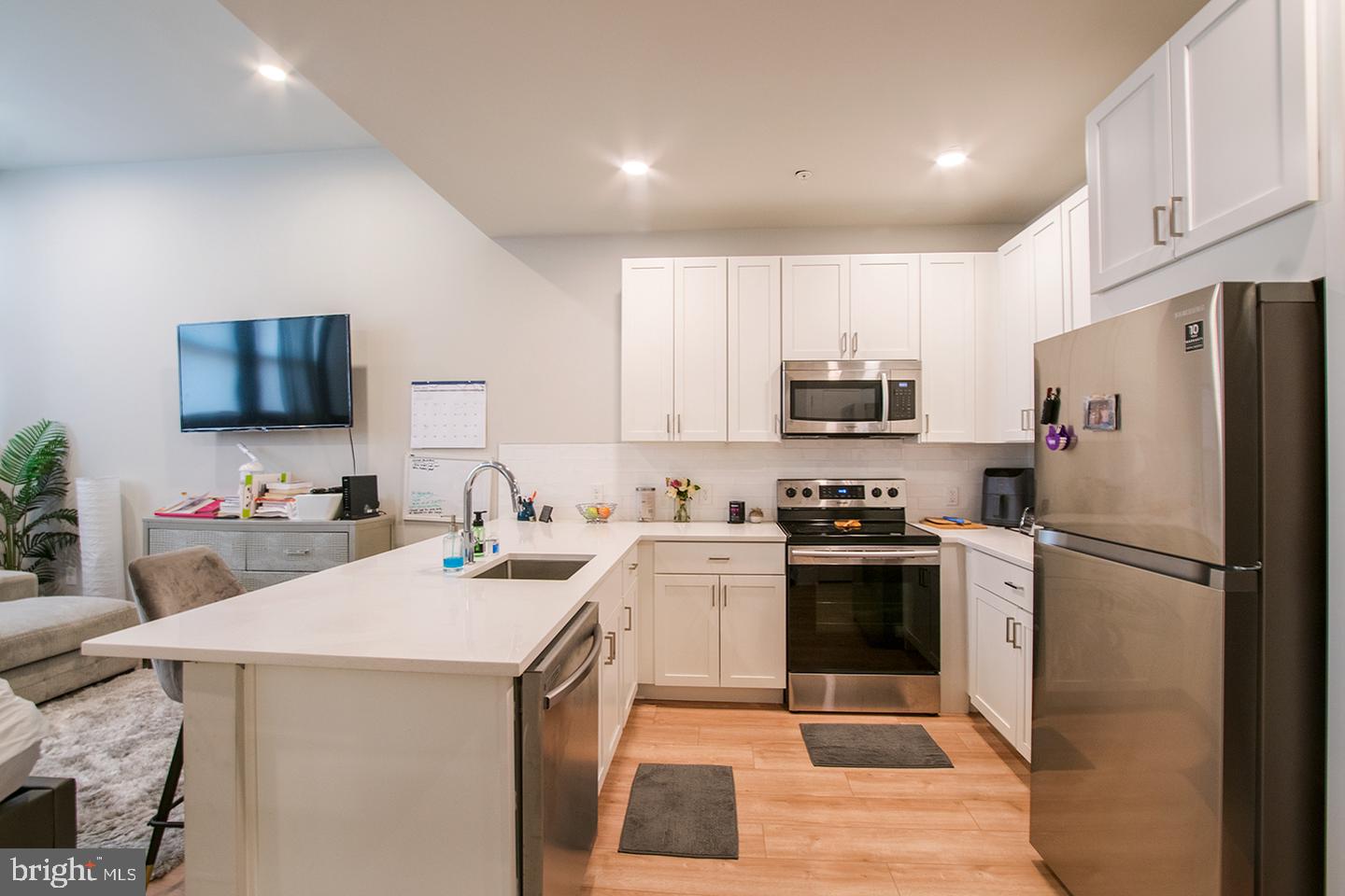 1300 S 19th St #unit 111 Property Photo 3
