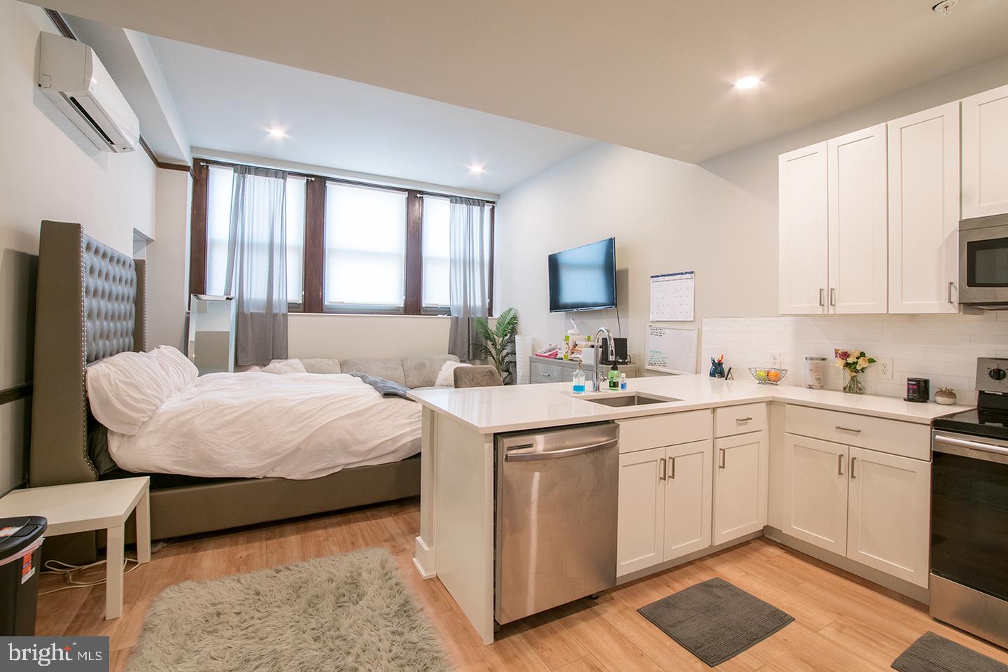 1300 S 19th St #unit 111 Property Photo 4