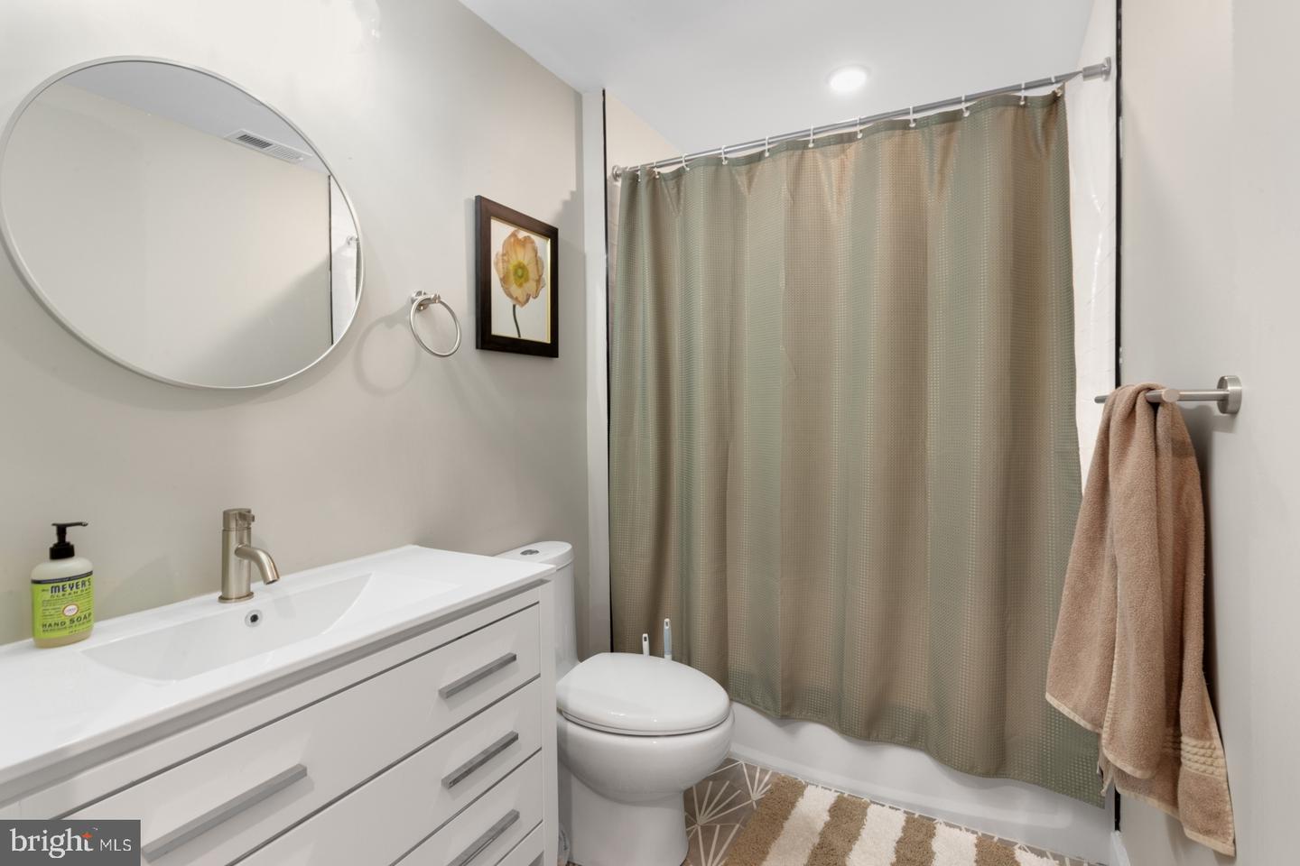 1144 Frankford Ave #302 Property Photo 4