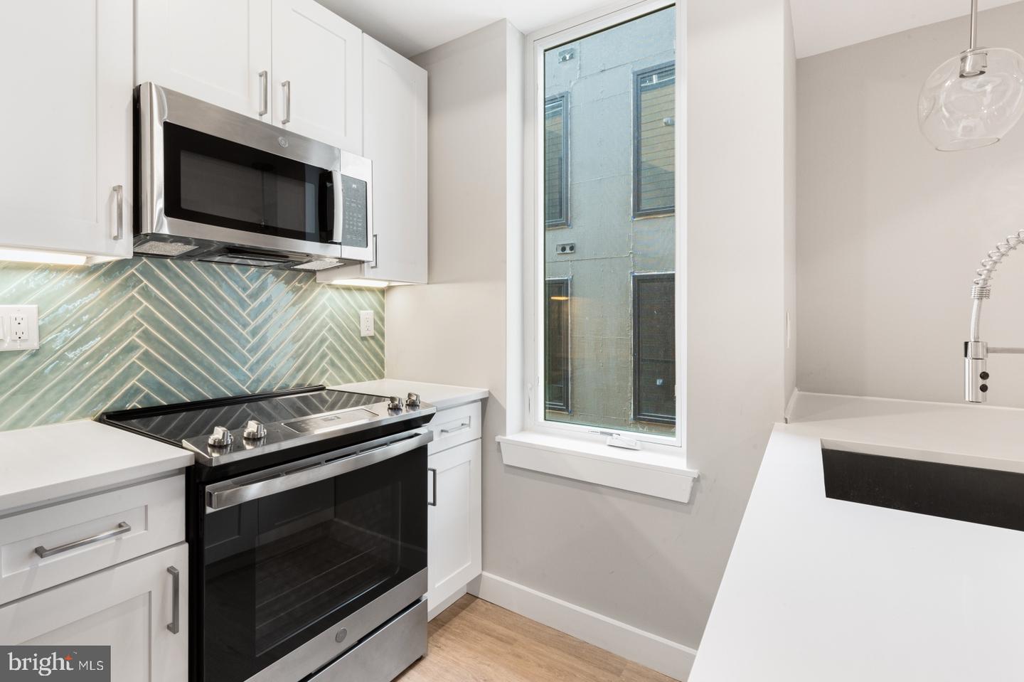 1144 Frankford Ave #302 Property Photo 5