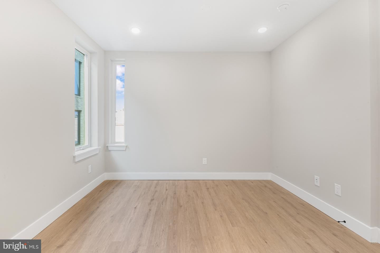 1144 Frankford Ave #302 Property Photo 14