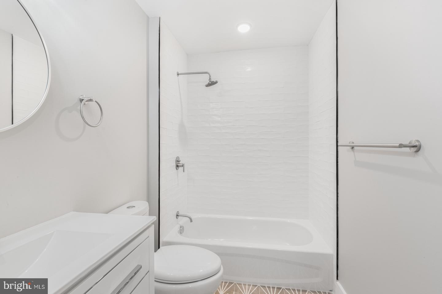 1144 Frankford Ave #302 Property Photo 17