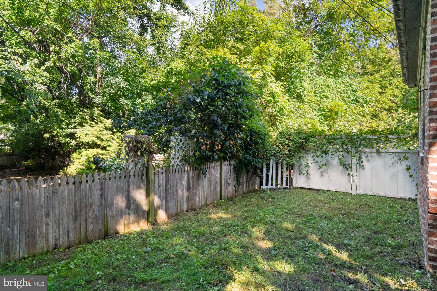 6923 Boyer St Property Photo 5