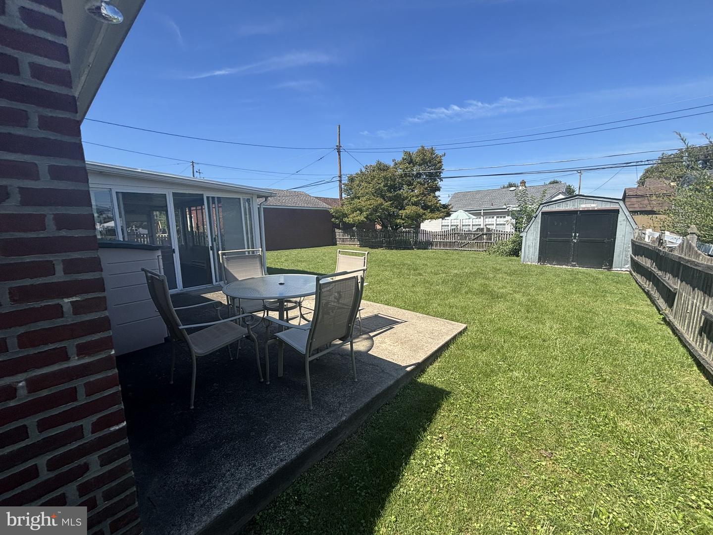 8108 Albion St Property Photo 14