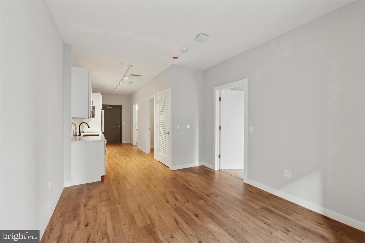 1219-23 Constitution Ave #2354 Property Photo 2