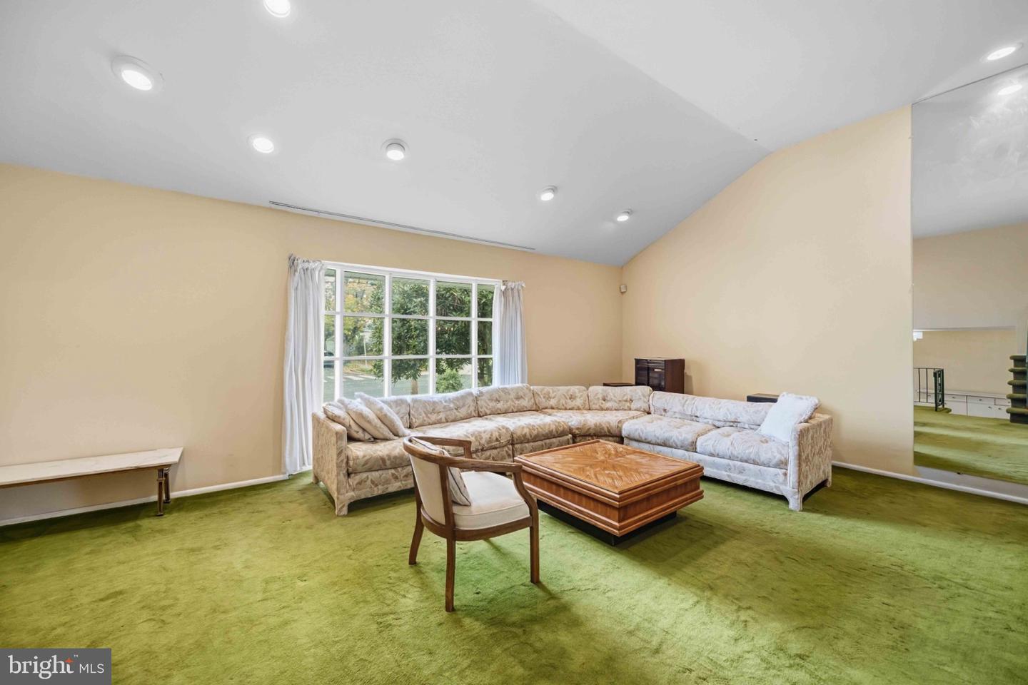 1116 Hower Ln Property Photo 6
