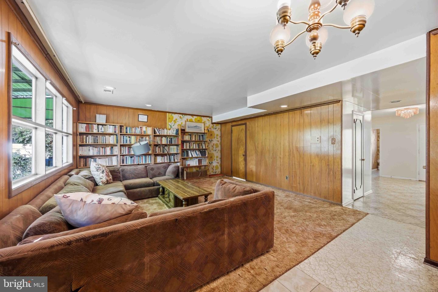 1116 Hower Ln Property Photo 10