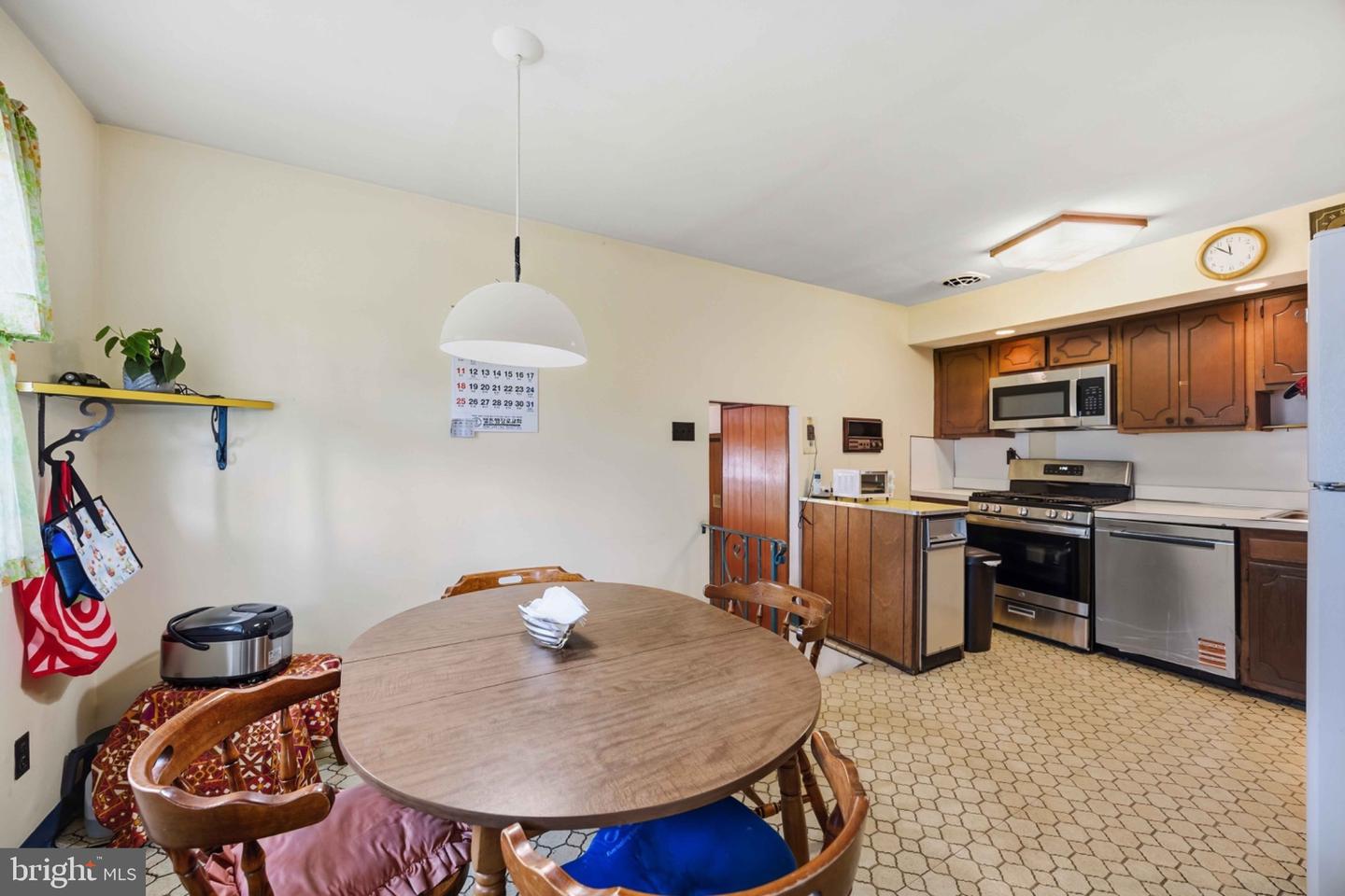 1116 Hower Ln Property Photo 13