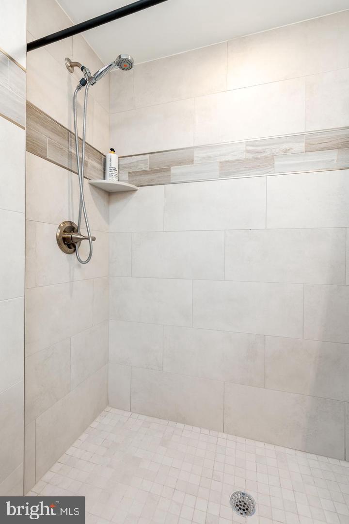 2224 N Hope St Property Photo 19