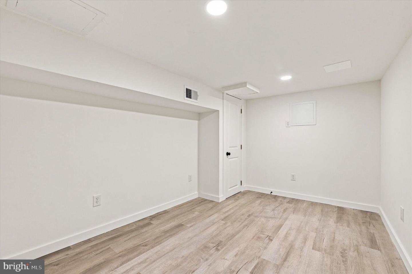 2428 E Huntingdon St Property Photo 16