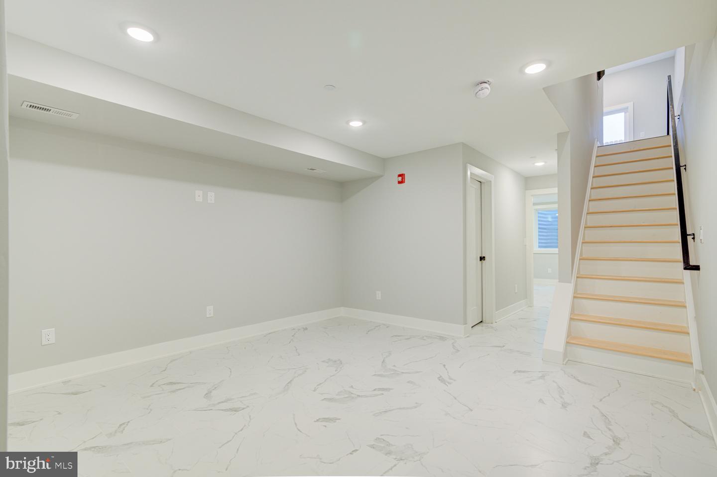 1805 Frankford Ave #1 Property Photo 4